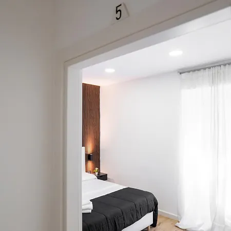 Guest house Dalmazia 33 *
